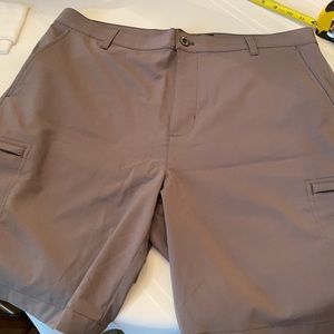 Chaps Light Weight Cargo Shorts, Dark Gray, size 36, Like New.